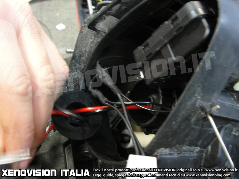 xenovision-guida-istallazione-kit-xenon-canbus-golf-vi-13